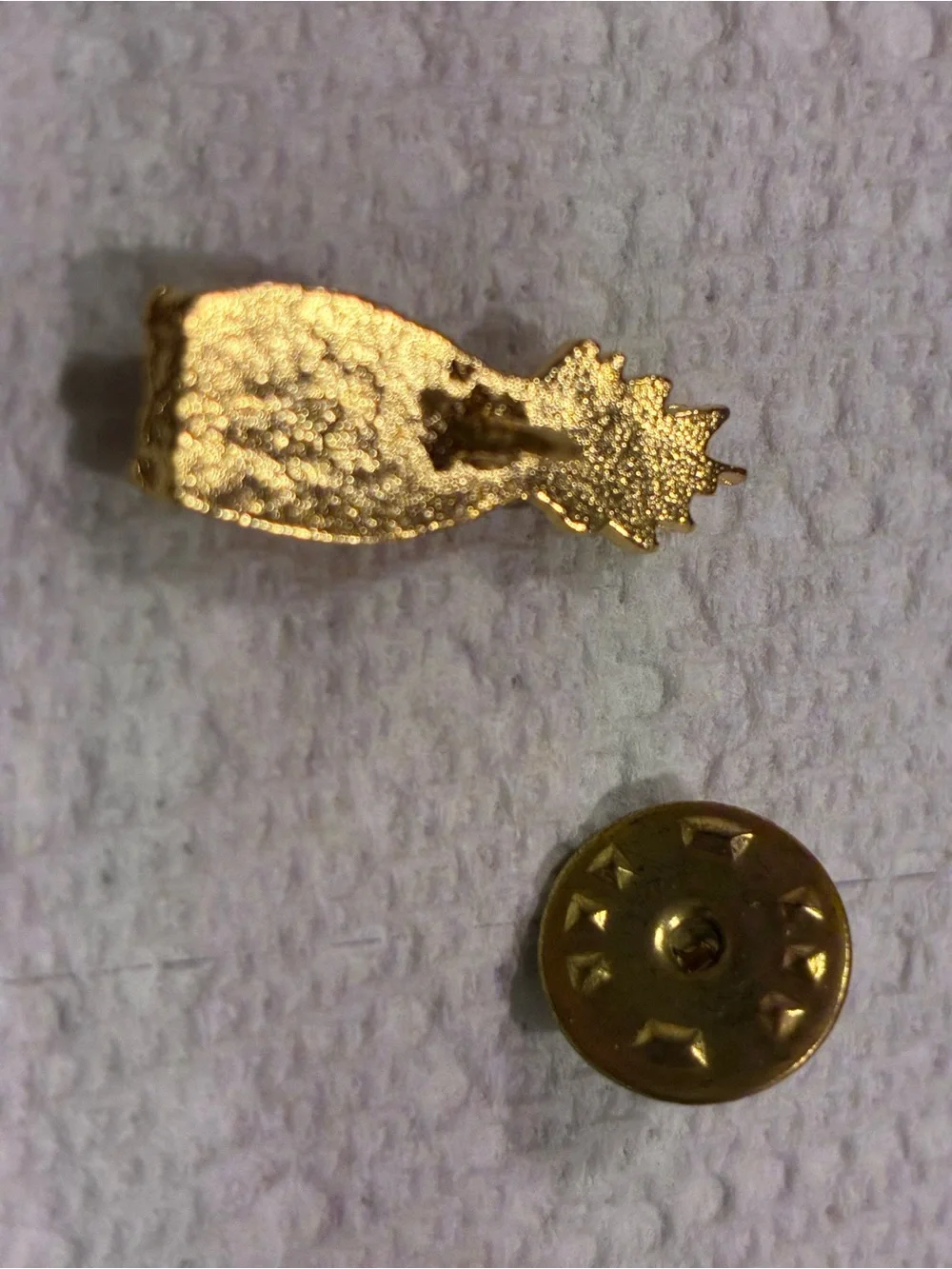 N/A charming gold